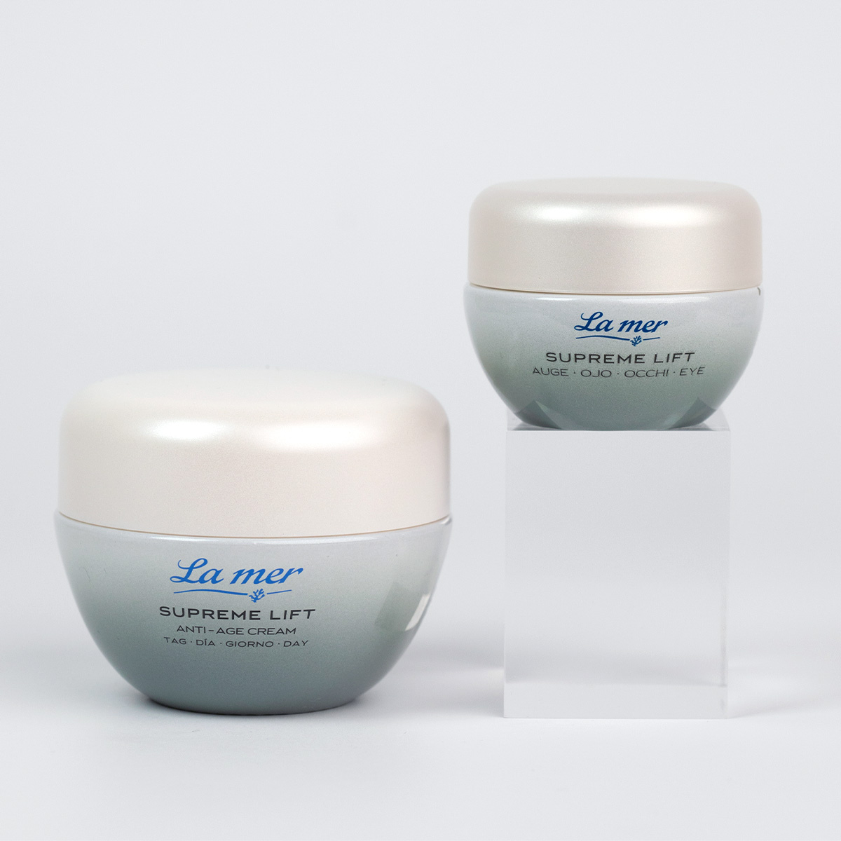 Unsere Anti-Age Tagescreme glättet, pflegt und schützt deine Haut. Die Augencreme mildert Falten & Schwellungen für einen wachen Blick. 💖

https://la-mer.com/de/Linien/Supreme-Lift/