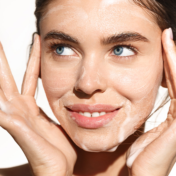 Schäumende Waschcreme | Med+ Anti-Spot Schäumende Waschcreme | Med+ Anti-Spot