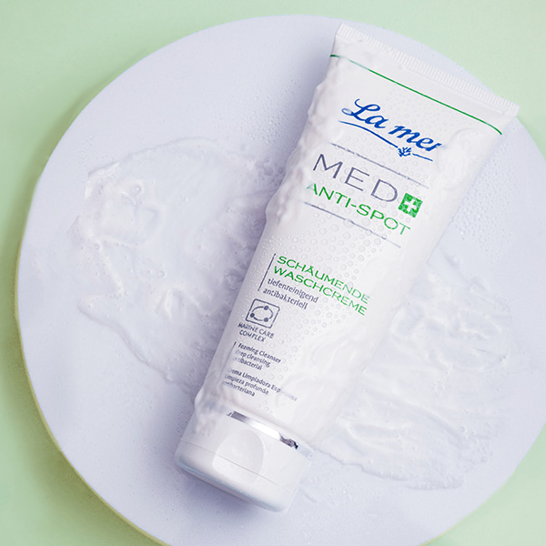 Schäumende Waschcreme | Med+ Anti-Spot Schäumende Waschcreme | Med+ Anti-Spot